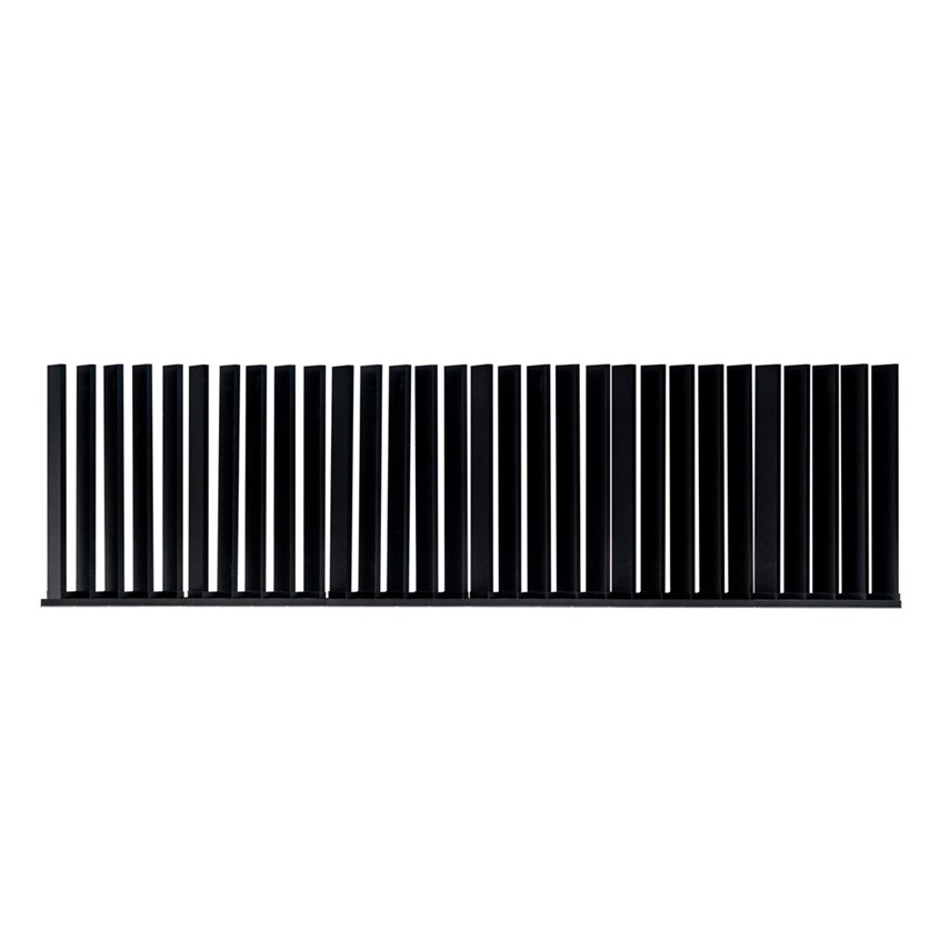 feature fencing black straight