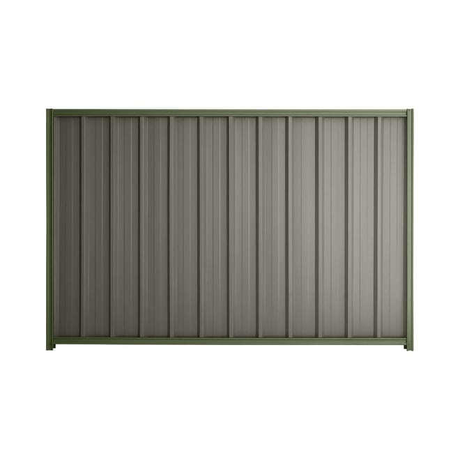 Good Neighbour® Superdek® 1200mm High Fence Panel Sheet: Marsh Post/Track: Mist Green