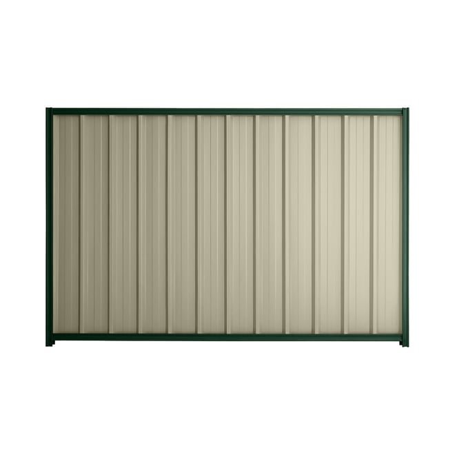 Good Neighbour® Superdek® 2100mm High Fence Panel Sheet: Moss Vale Sand Post/Track: Caulfield Green