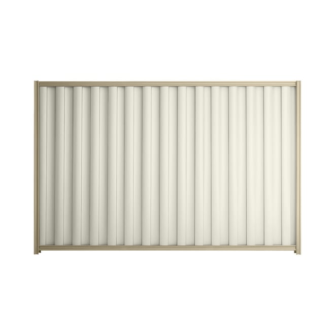 Good Neighbour® Wavelok® 1500mm High Fence Panel Sheet: Off White Post/Track: Merino