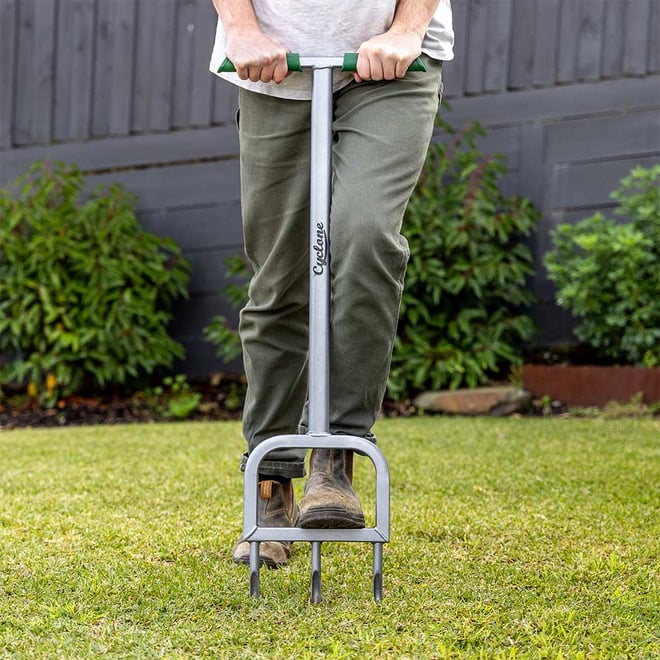 Cyclone 3-Tine Coring Lawn Aerator