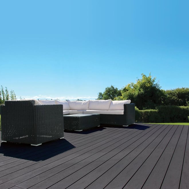 ModWood XTREME GUARD ® Composite Decking Board Charwood Grooved 137x23