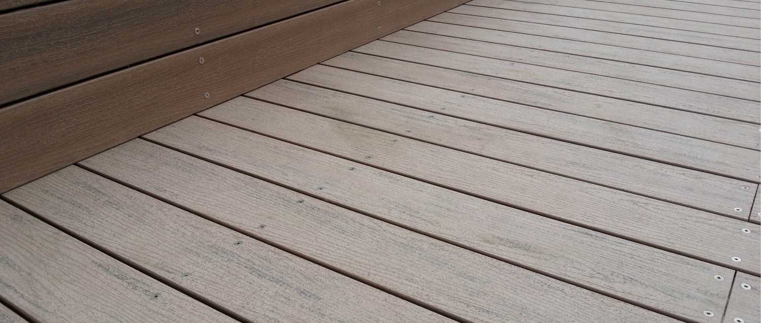 Decking-Blog-Install-Decking-Feature-05-Comoposite.jpg