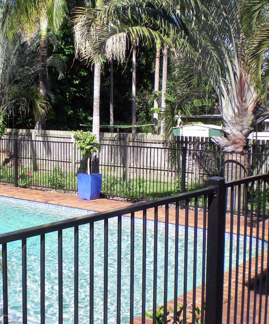 Aluminium Pool Fencing Post - Cream