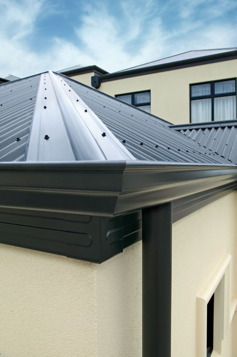 Gutter Brite OG Gutter 125 Ribbed Slotted Granite