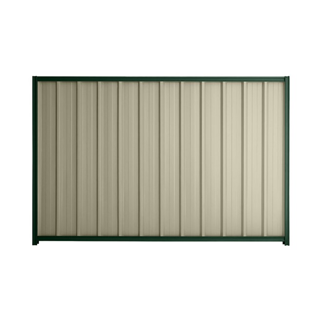 Good Neighbour® Superdek® 1500mm High Fence Panel Sheet: Moss Vale Sand Post/Track: Caulfield Green