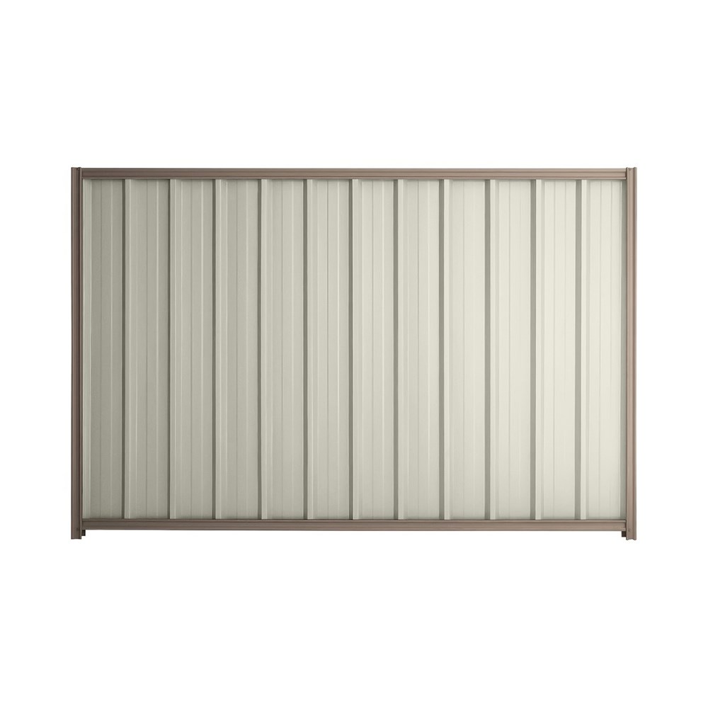 Good Neighbour® Superdek® 1500mm High Fence Panel Sheet: Off White Post/Track: Marsh