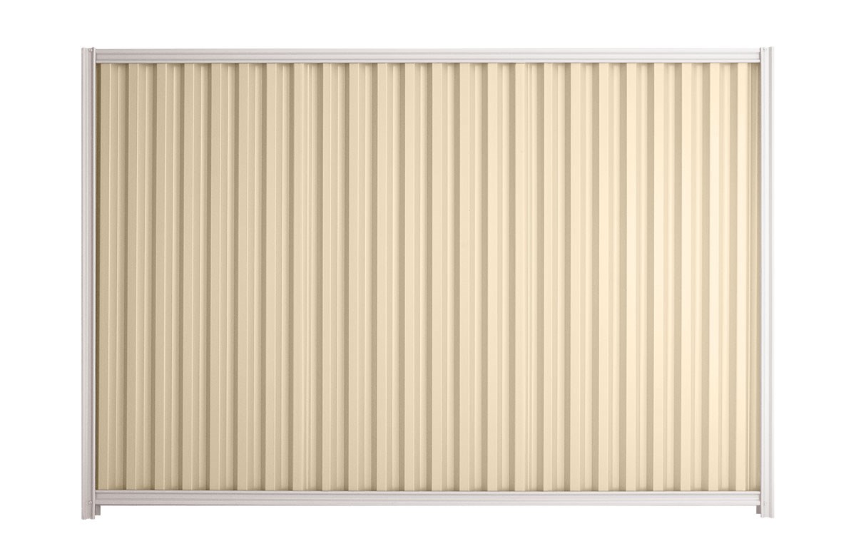 Good Neighbour Smartspan 1800mm High Fence Panel Sheet: Primrose, Post/Track: Off White