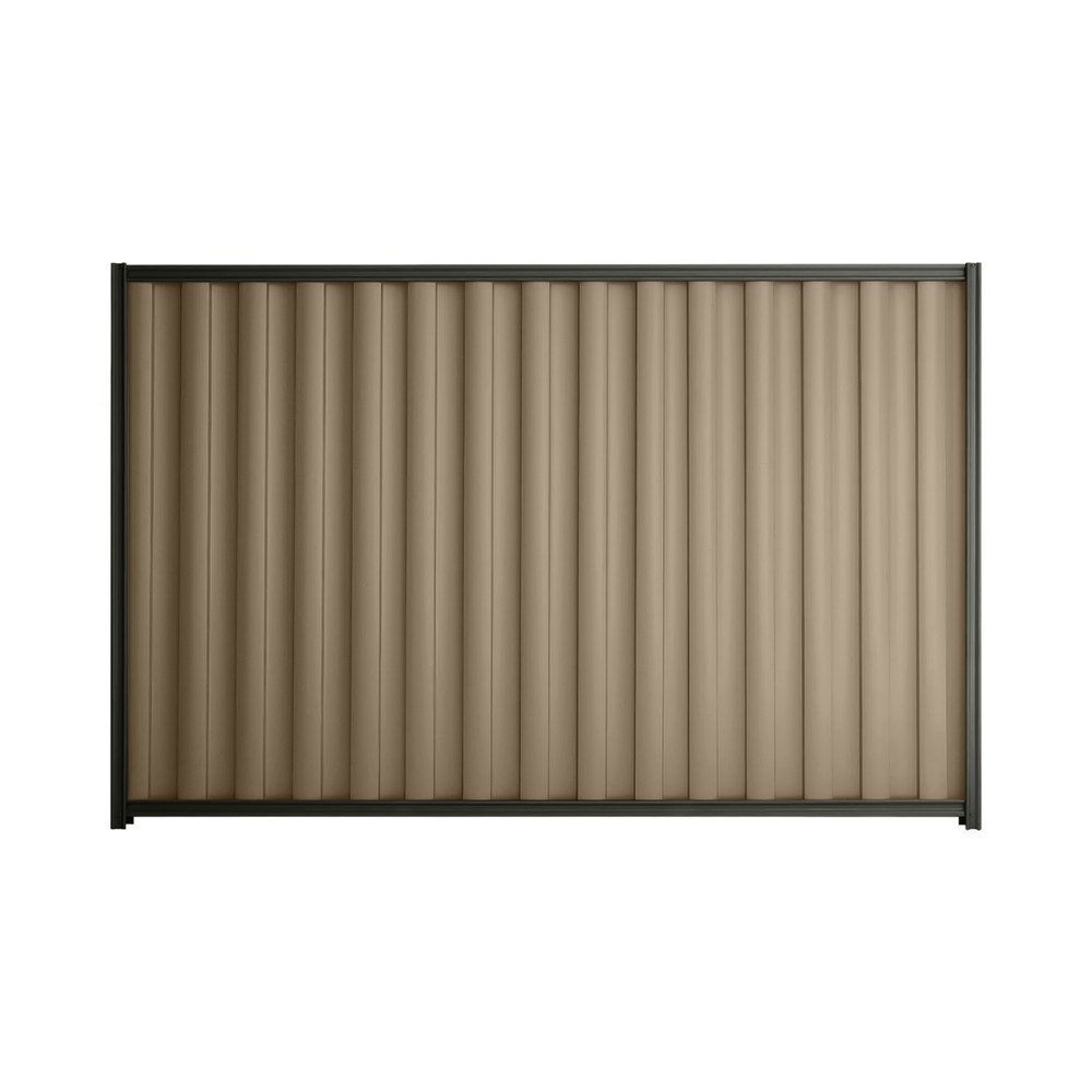 Good Neighbour® Wavelok® 900mm High Fence Panel Sheet: Beige Post/Track: Slate Grey