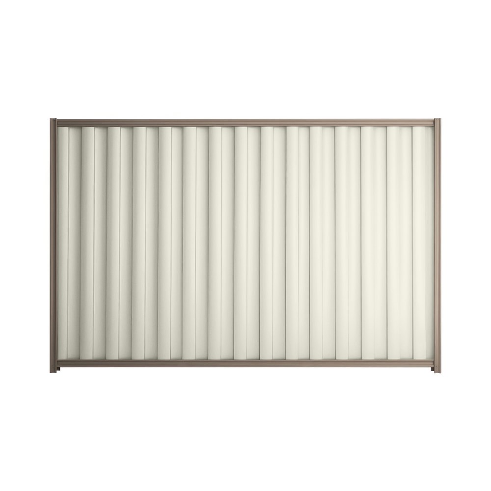 Good Neighbour® Wavelok® 1200mm High Fence Panel Sheet: Off White Post/Track: Marsh