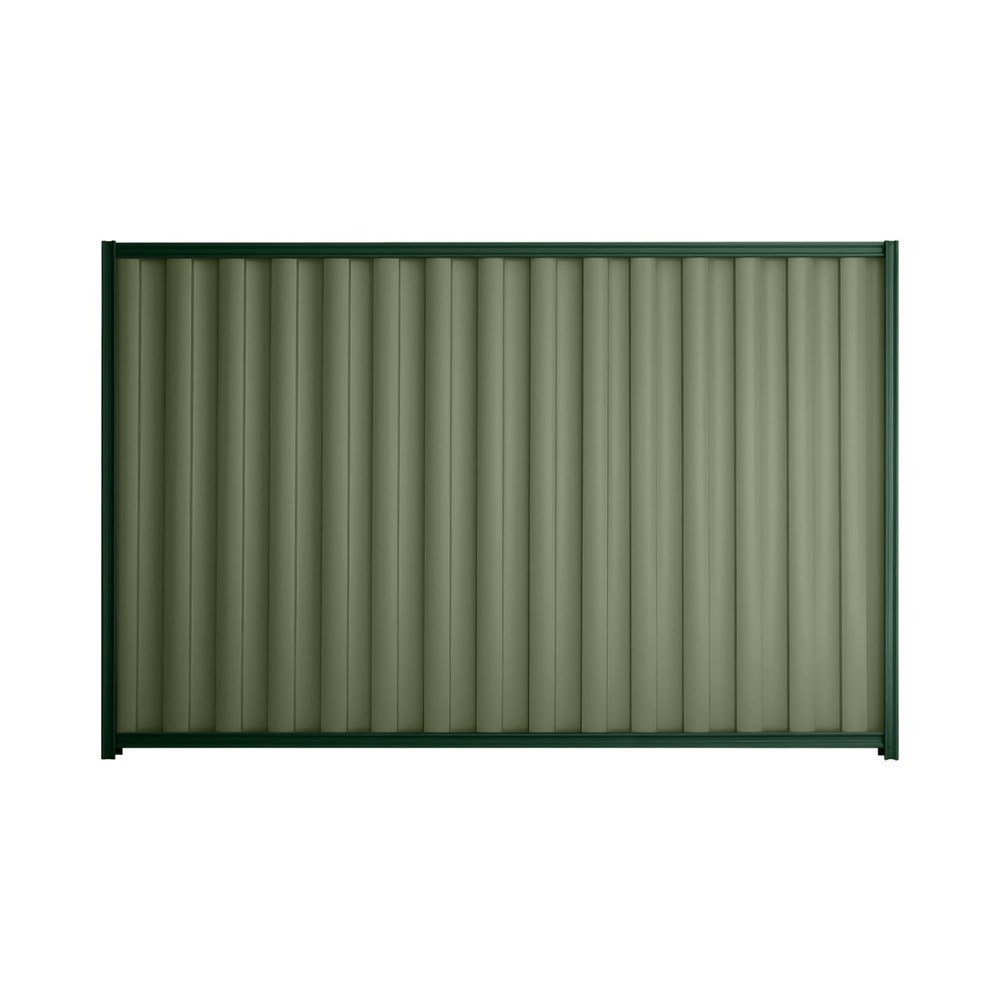 Good Neighbour® Wavelok® 1500mm High Fence Panel Sheet: Mist Green Post/Track: Caulfield Green