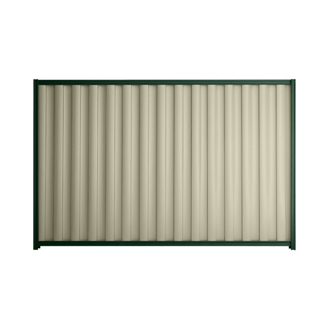 Good Neighbour® Wavelok® 1500mm High Fence Panel Sheet: Moss Vale Sand Post/Track: Caulfield Green