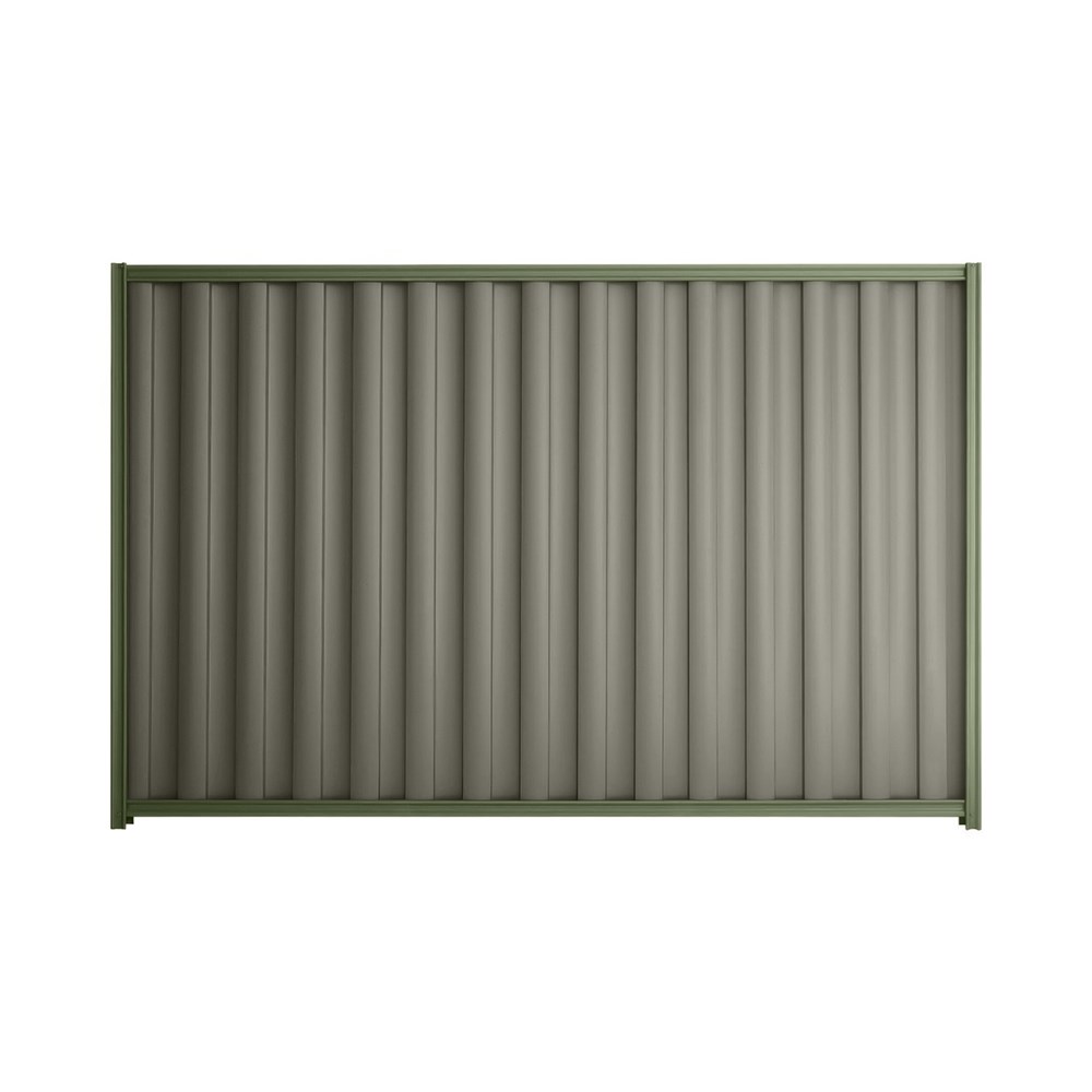 Good Neighbour® Wavelok® 2100mm High Fence Panel Sheet: Marsh Post/Track: Mist Green